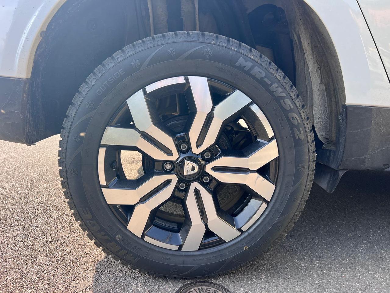 Dacia Duster 1.0 TCe 100CV #9700