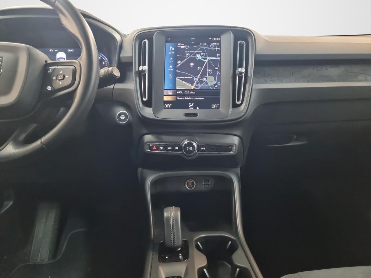 Volvo XC40 T2 Geartronic Momentum Core