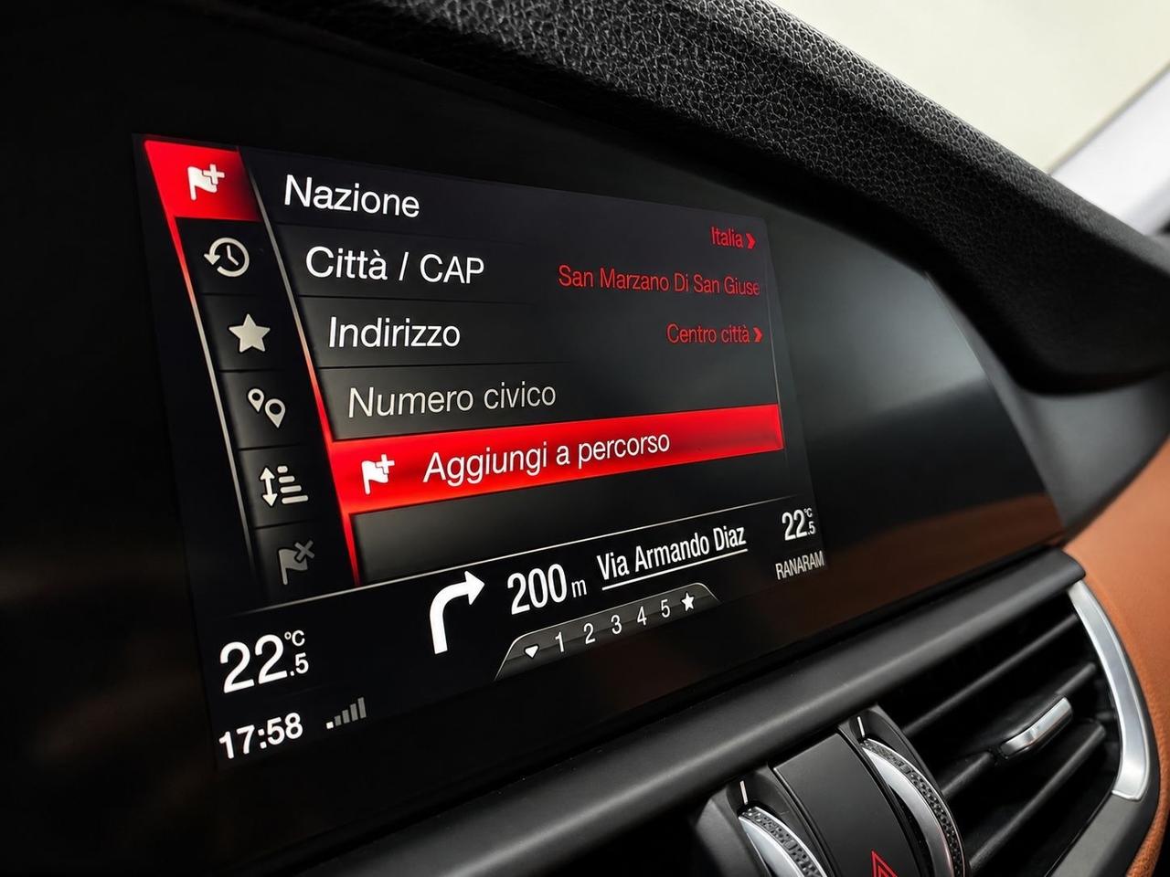 Alfa Romeo Giulia 2.2 t Business Sport Launch Edition 180cv automatica