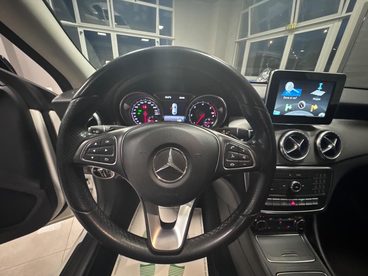 MERCEDES CLA 200 CDI PACK SPORT PLUS