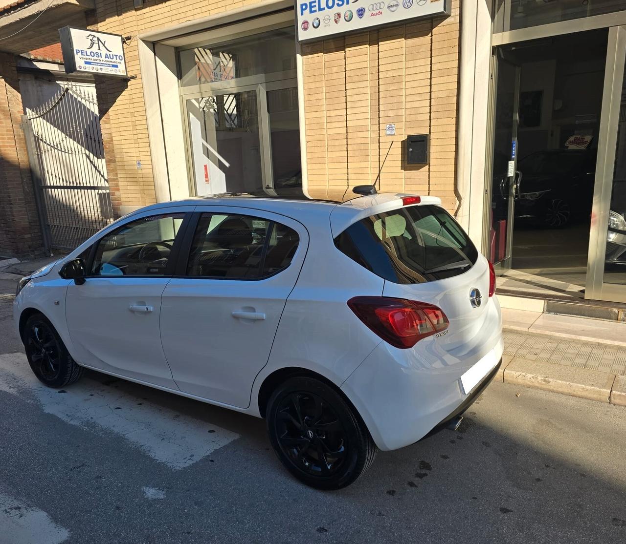 Opel Corsa 1.4 90 cv GPL Tech 5 porte b-Color