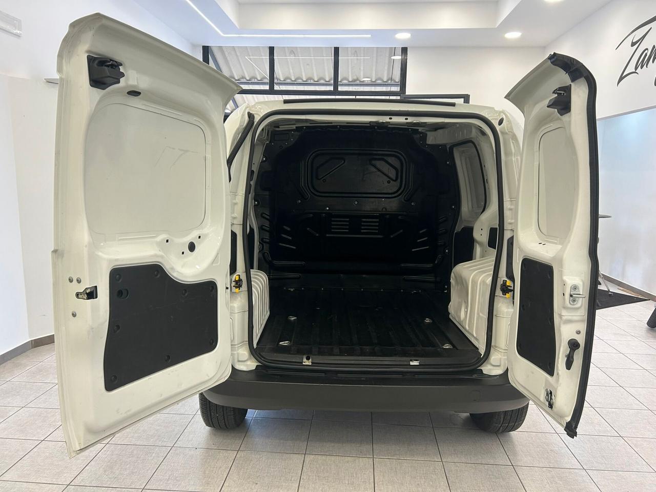 Fiat Fiorino 1.3 MJT 95CV Cargo SX 2022