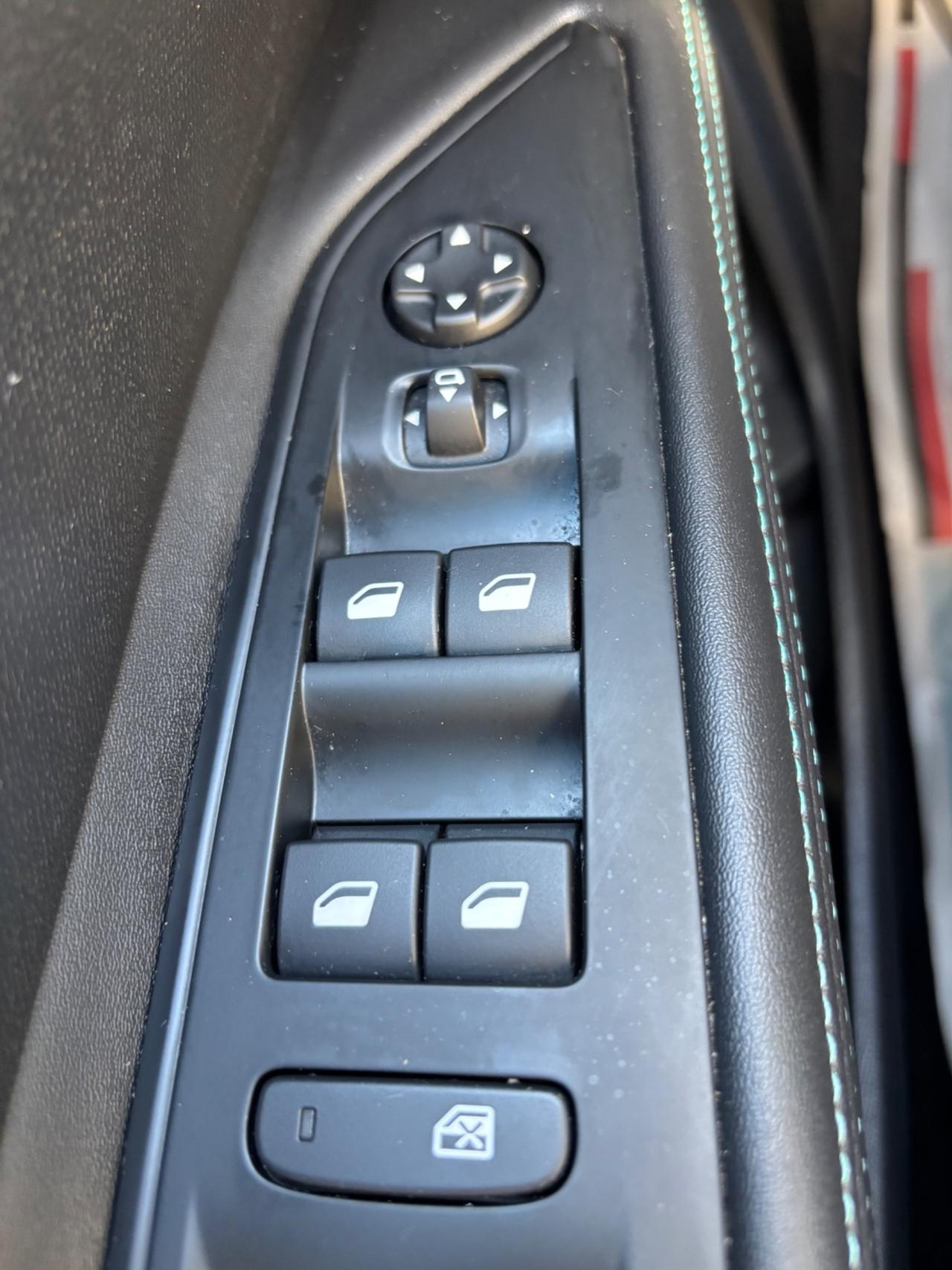 PEUGEOT 5008 HDI 130CV EAT8 AUTOMATICA 7 POSTI