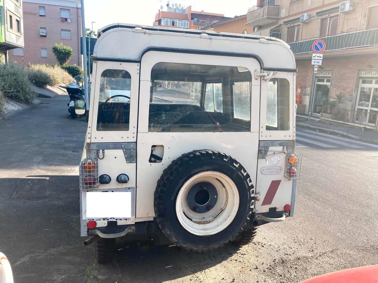Land Rover Altro 88