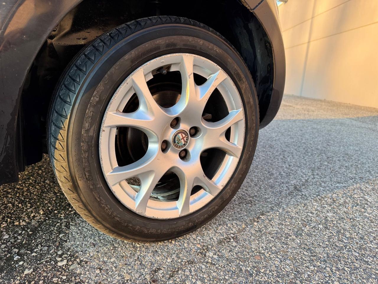 Alfa Romeo MiTo 1.6 JTDm-2 Sport Pack