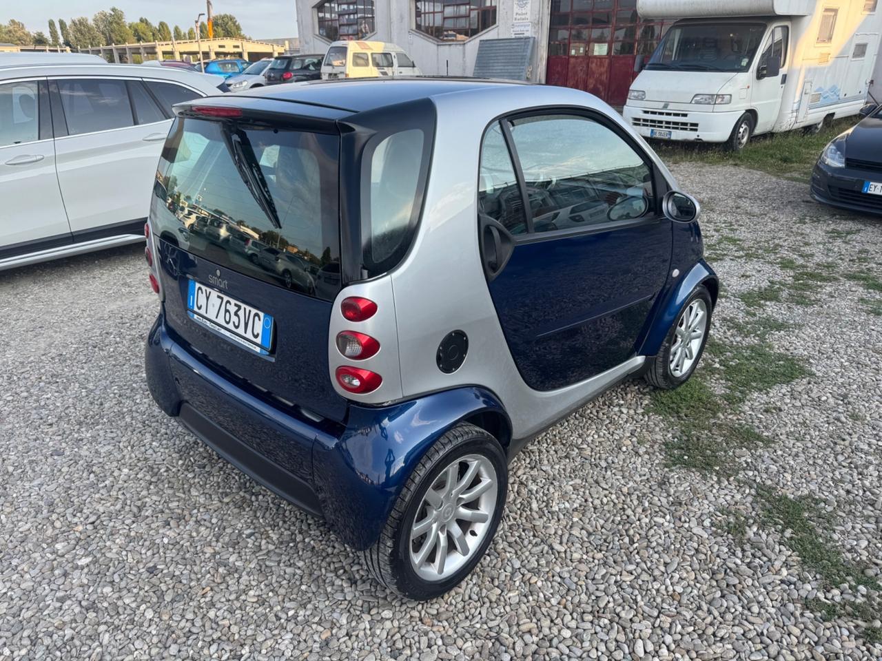 Smart ForTwo 700 coupé pure (45 kW)