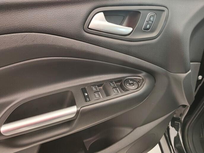 Ford Kuga 1.5 TDCI 120 CV S&S 2WD Powershift TITANIUMM