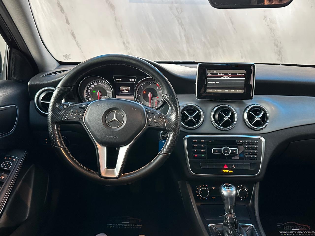 Mercedes-benz GLA 200 CDI Premium