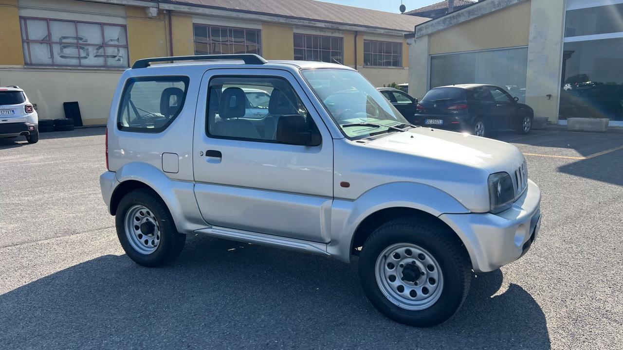 Suzuki Jimny 1.3i 16V cat 4WD JLX