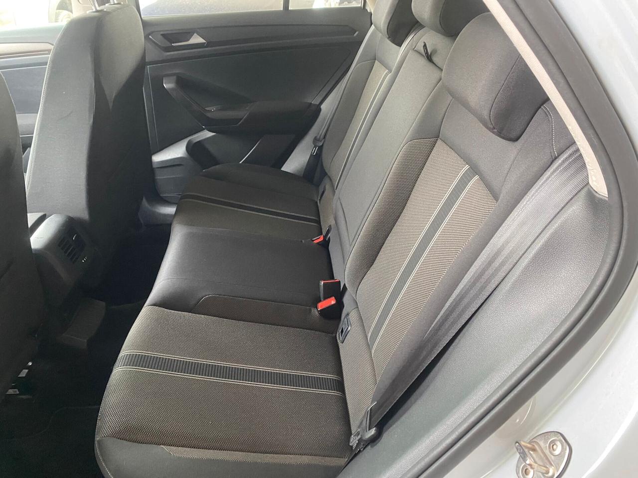 Volkswagen T-Roc 1.6 TDI SCR Advanced BlueMotion Technology