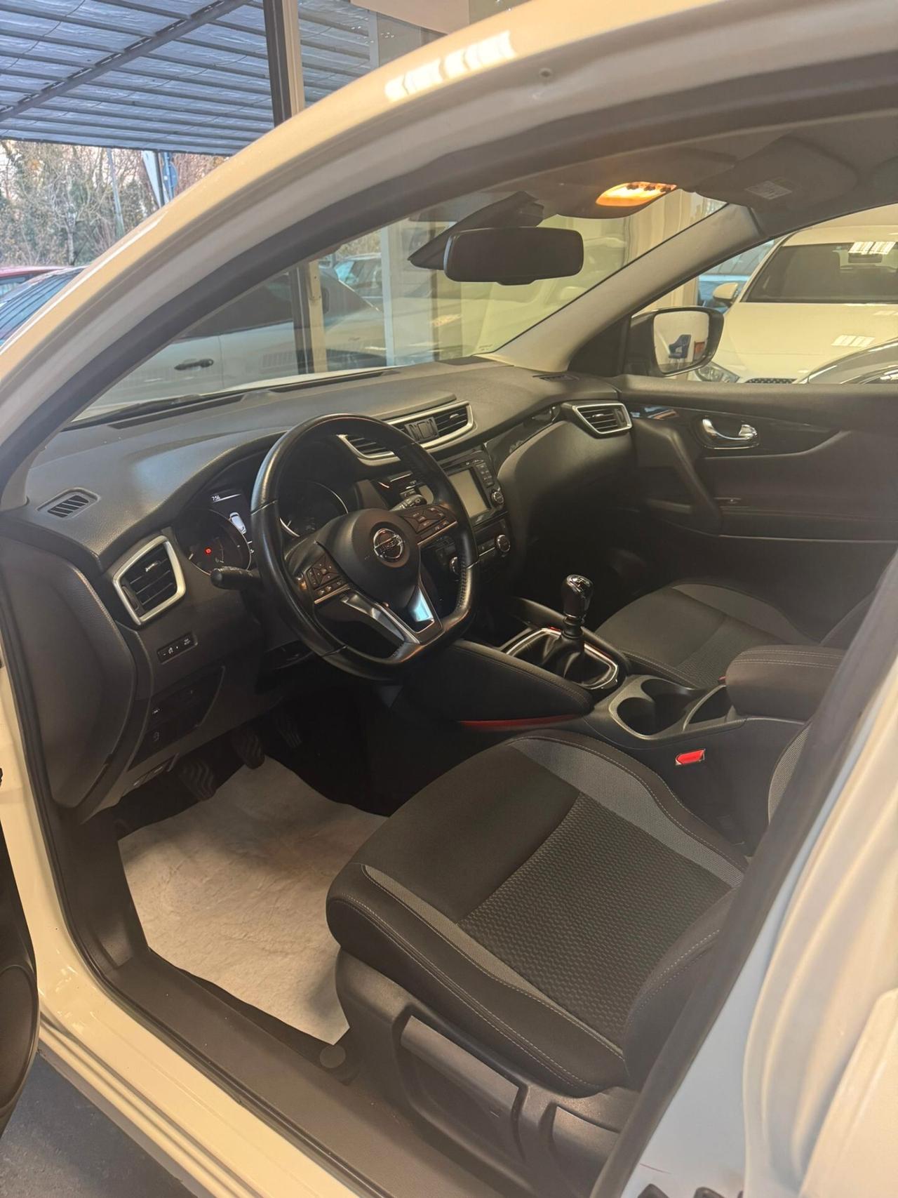 Nissan Qashqai 1.5 dCi N-Connecta