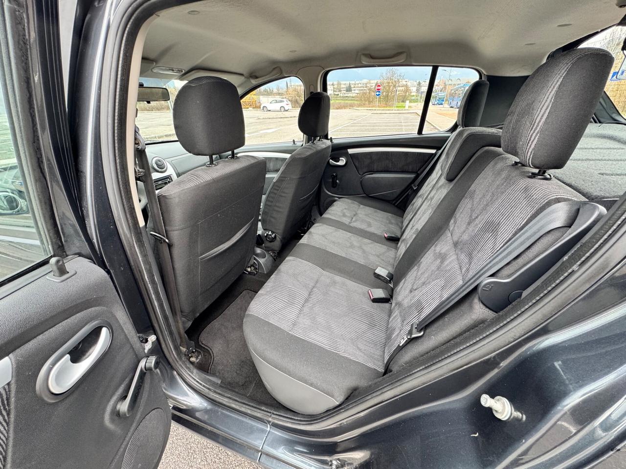 Dacia Sandero 1.4 8V GPL Lauréate