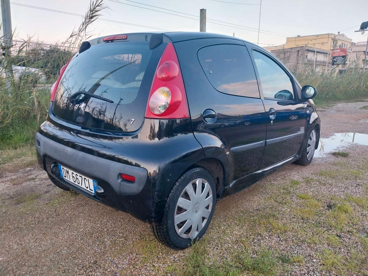 Peugeot 107 1.0 benz. 2008
