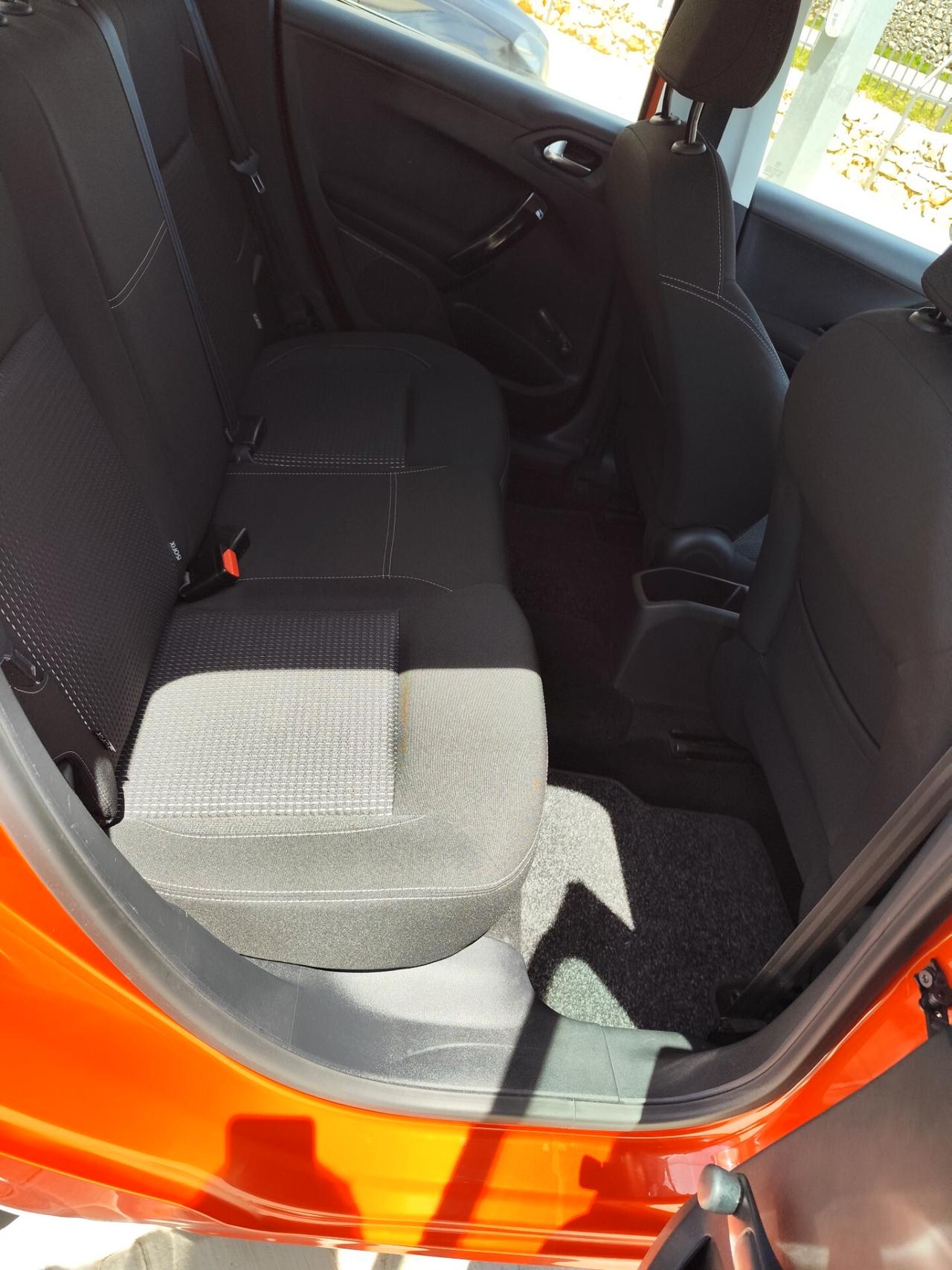 Peugeot 208 BlueHDi 75 5 porte Allure