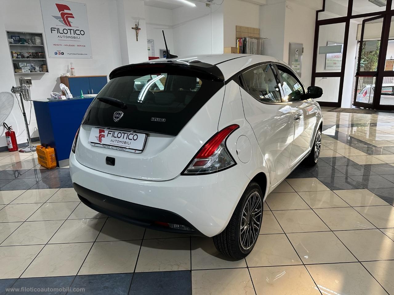 LANCIA Ypsilon 1.0 FireFly 5p.S&S Hybryd Gold TELECAMERA - MODELLO 2023