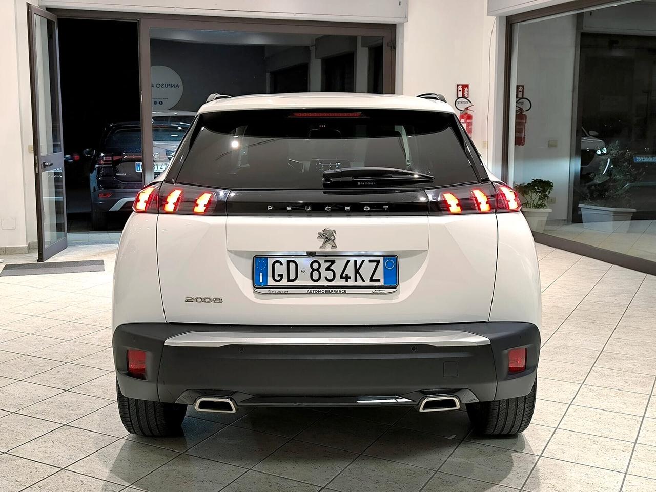 Peugeot 2008 PureTech 130 S&S EAT8 Allure