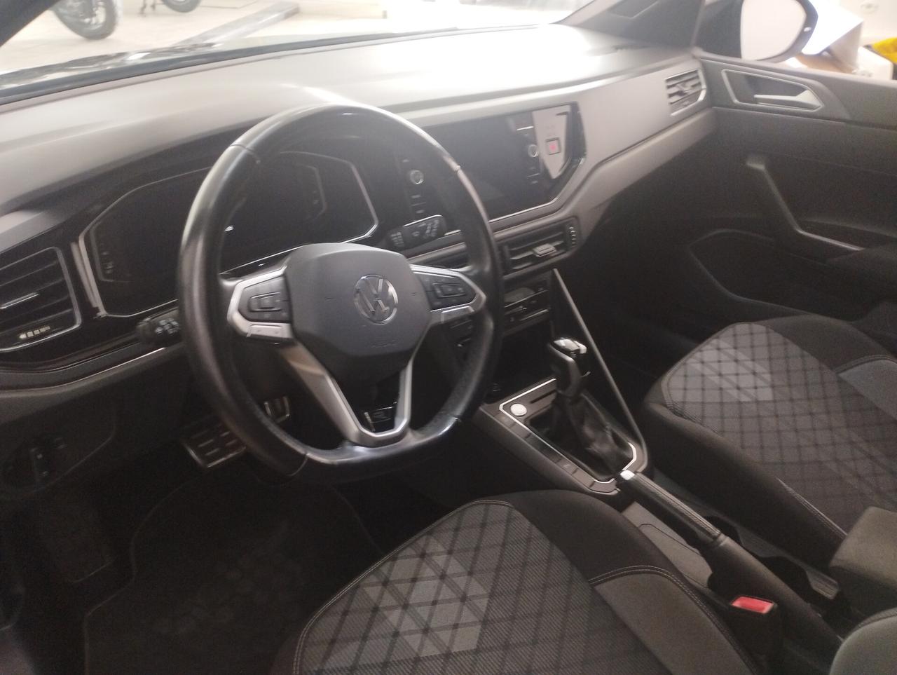 Volkswagen Taigo 1.0 TSI 110 CV DSG R-Line