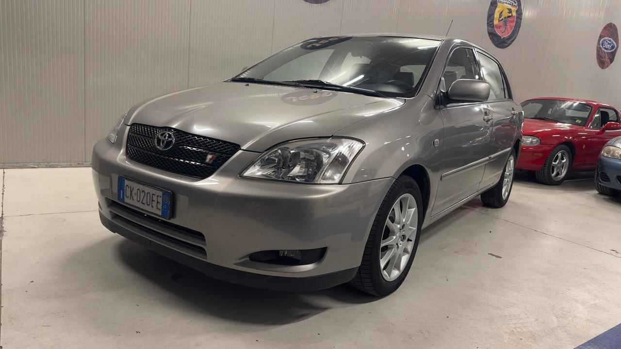 Toyota Corolla 1.8 16V 5 porte TS 192 CV