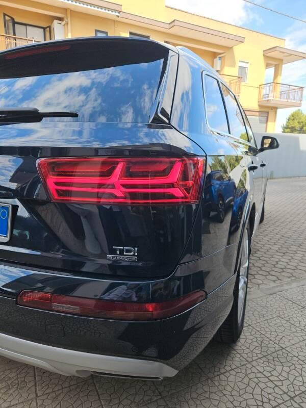 Audi Q7 3.0 tdi Sport Plus quattro tiptronic 7p.ti