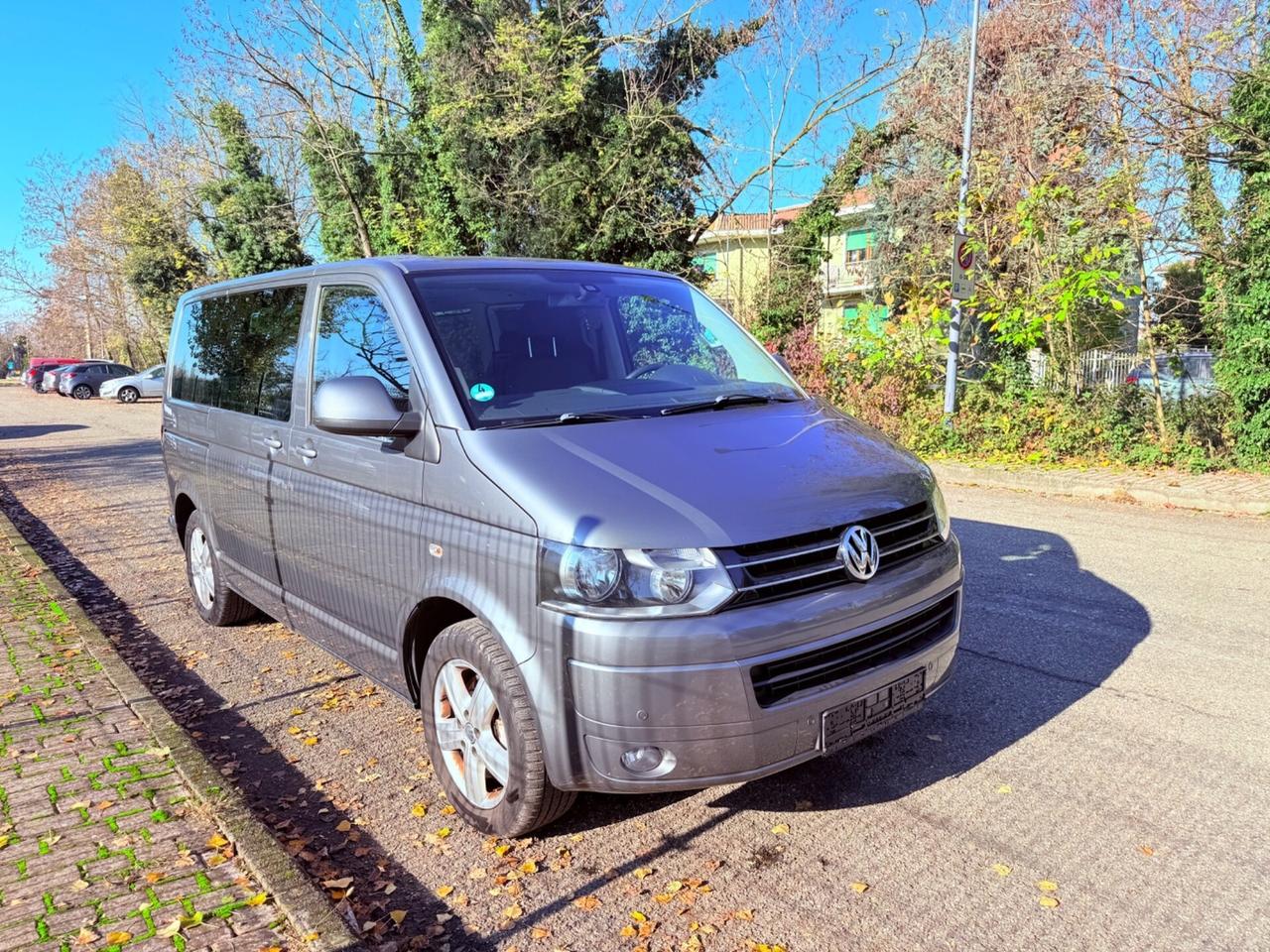 VW Multivan - PARI AL NUOVOOO 160 MILA -OK PERMUTE