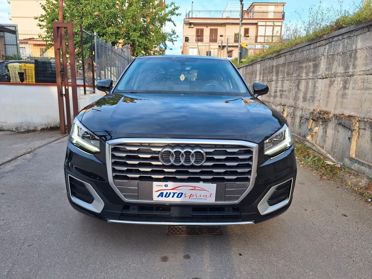 Audi Q2 30 TDI S tronic Identity Black