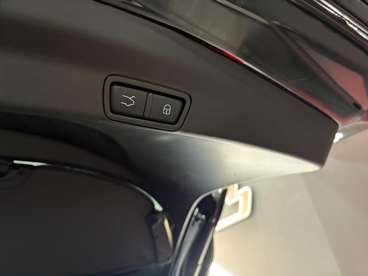 Alfa Romeo Stelvio 2.2 turbo diesel 160cv Auto RWD Business ITALIANA