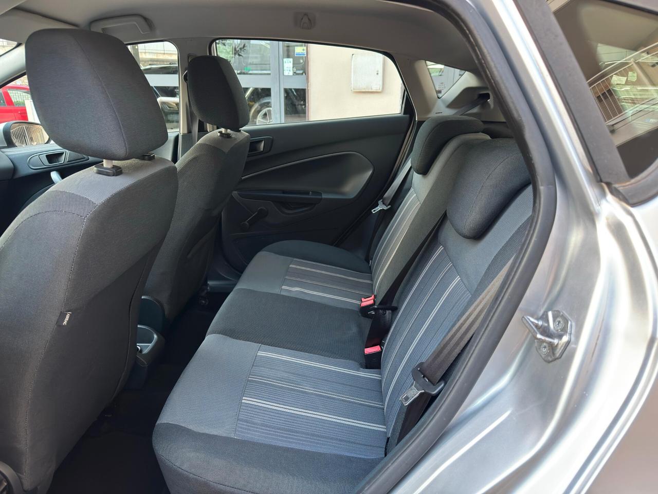 Ford Fiesta 1.2 82 cv 5 porte Titanium