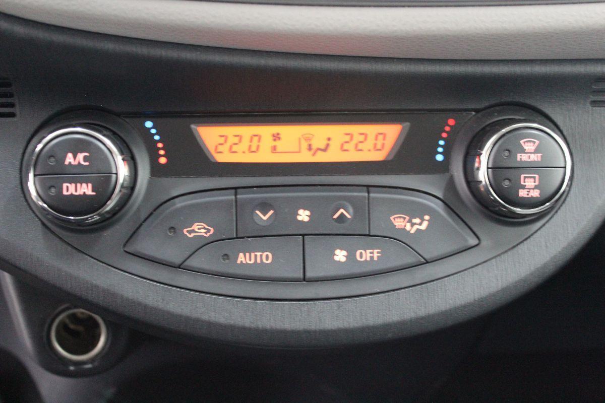 TOYOTA - Yaris - 1.3 3 porte Lounge