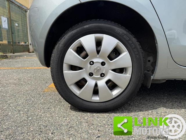 TOYOTA Yaris 1.3 5 porte