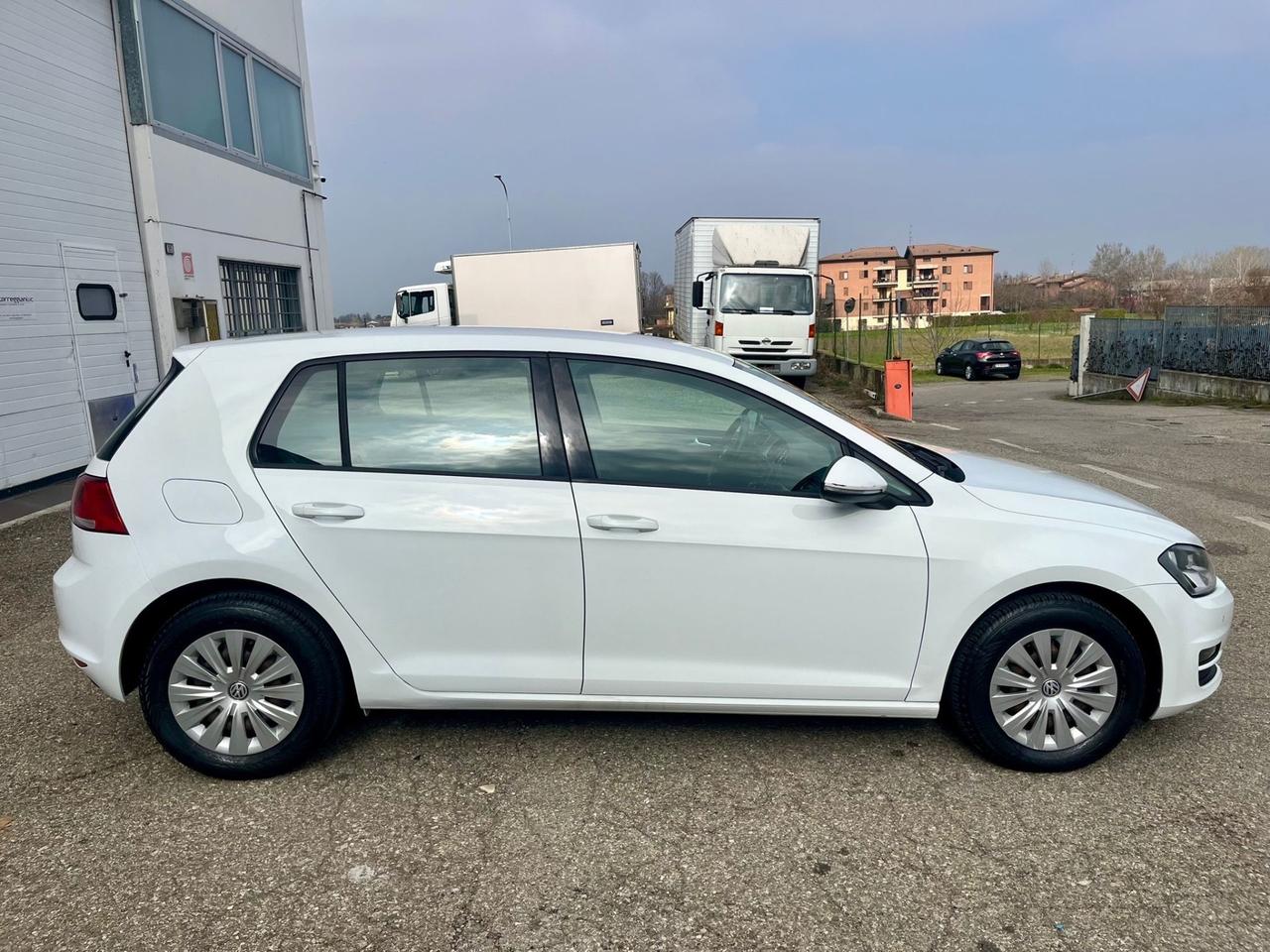 VW Golf 1.6tdi 90cv 2015 59.000km pari al nuovo