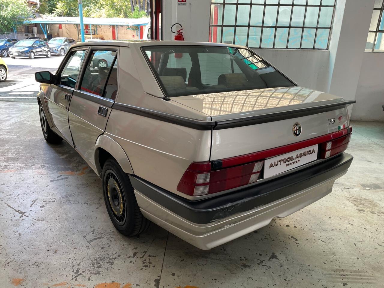 Alfa Romeo 75 2.0i Twin Spark 148cv