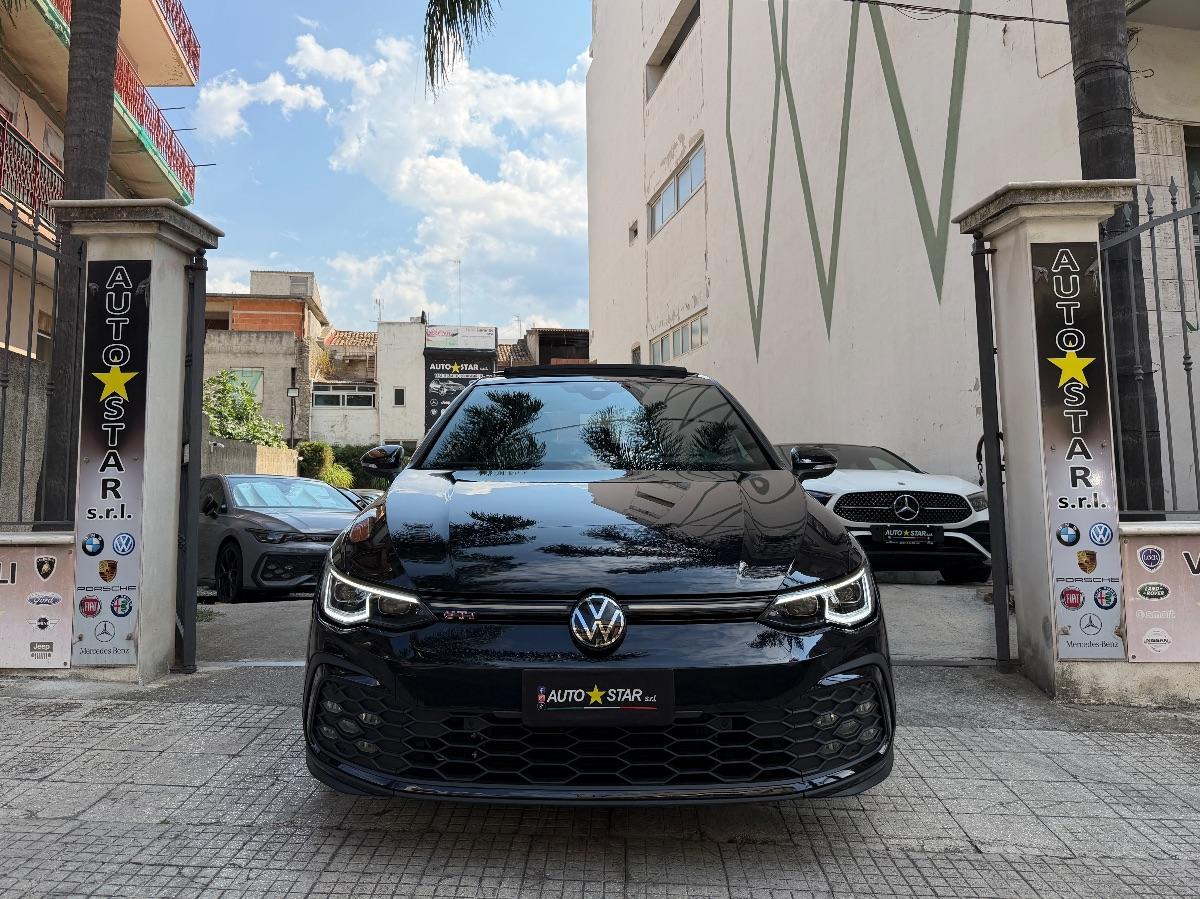 Volkswagen Golf 8 GTI 2.0 TSI 245 CV