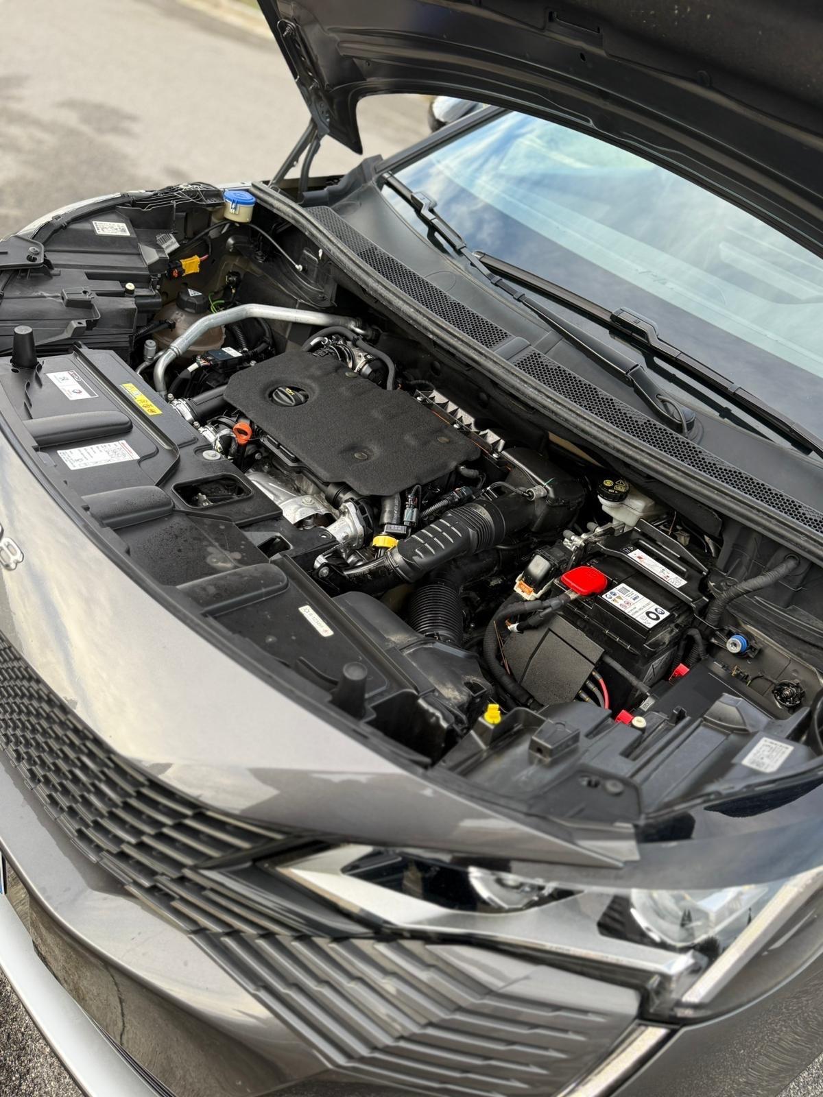 Peugeot 3008 Gt Line 1.5 Diesel 130cv.