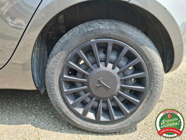 LANCIA Ypsilon 1.0 FireFly 5 porte S&S Hybrid Ecochic Silver