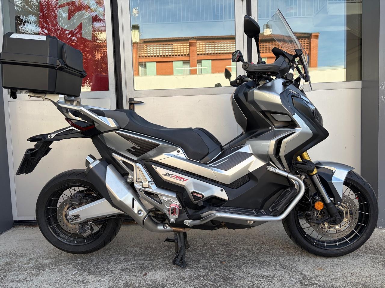 Honda X-ADV 750