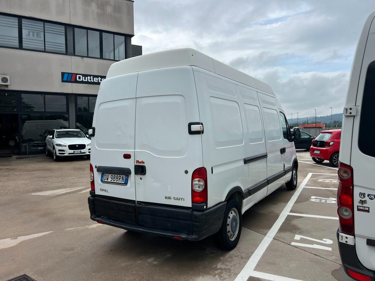 Opel Movano passo lungo tetto alto