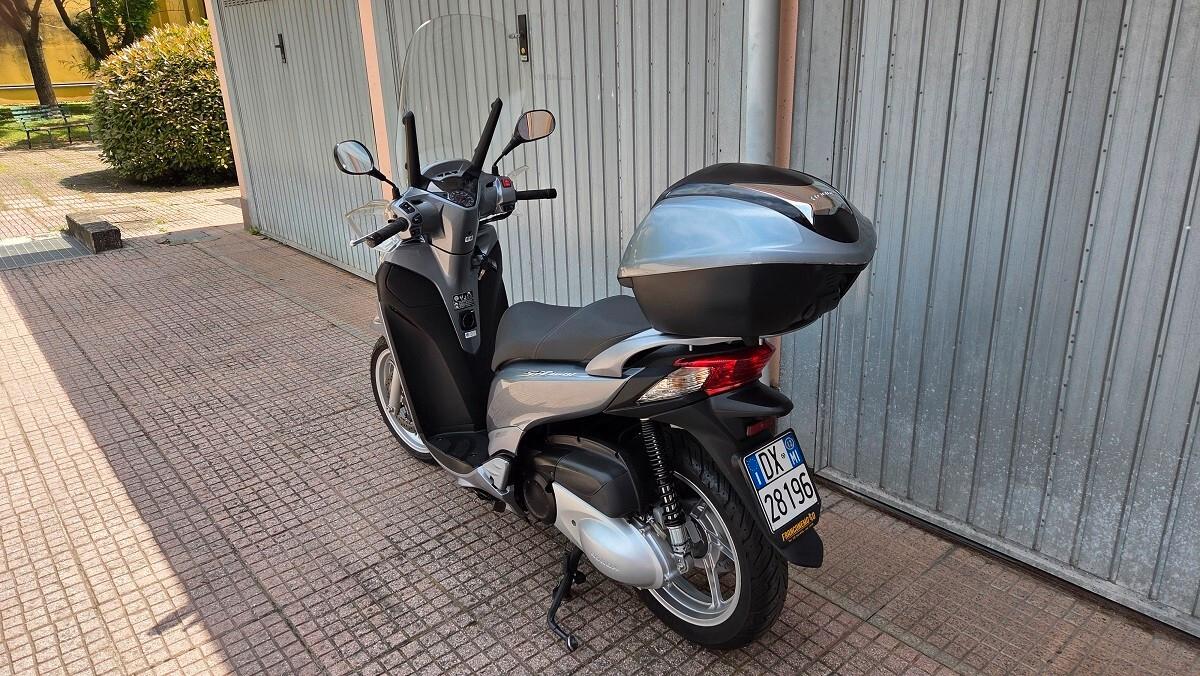 Honda SH 300 i