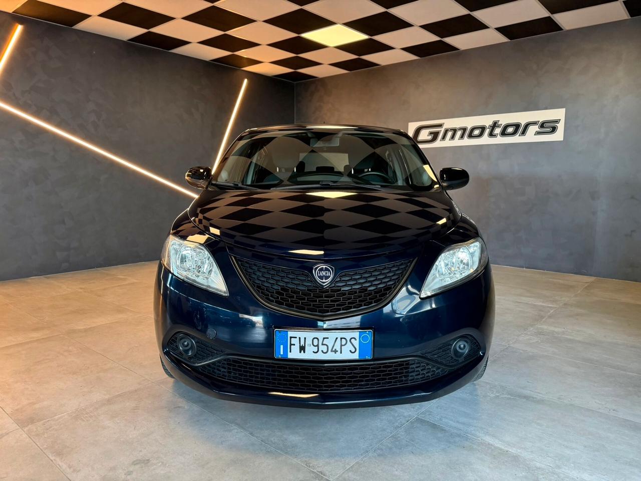 Lancia Ypsilon 1.2 69 CV 5 porte S&S Platinum