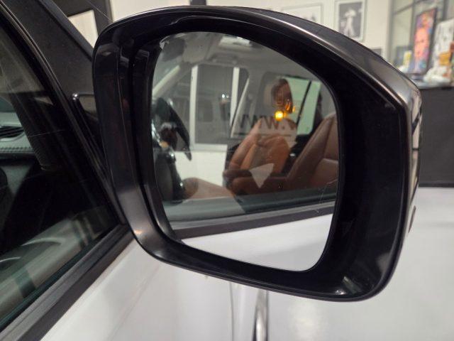 LAND ROVER Discovery 4 3.0 SDV6 Landmark Edition E6B