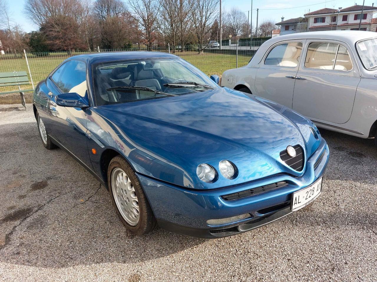 Alfa Romeo GTV 2.0i V6 turbo cat