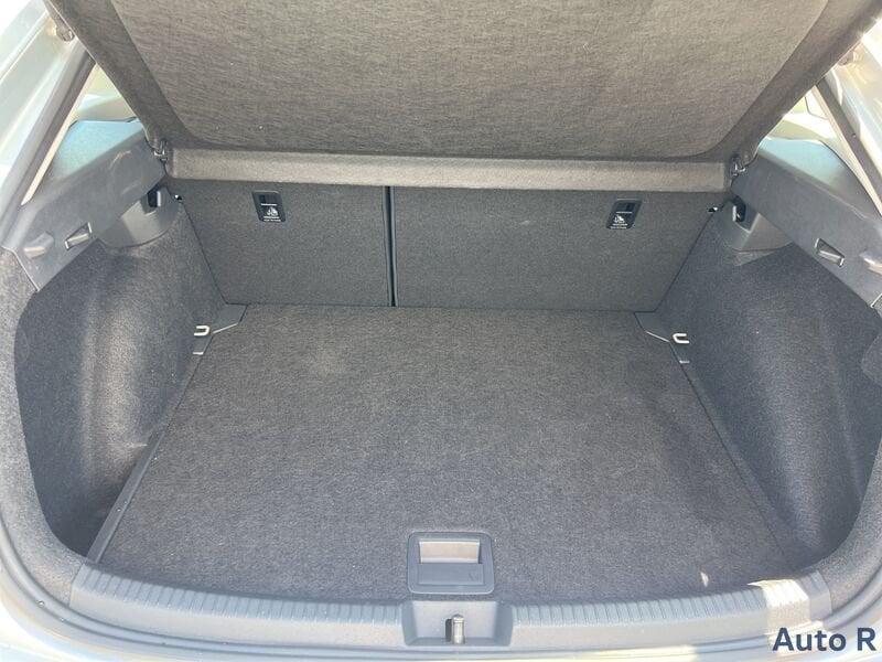 Volkswagen Taigo 1.0 TSI DSG Life