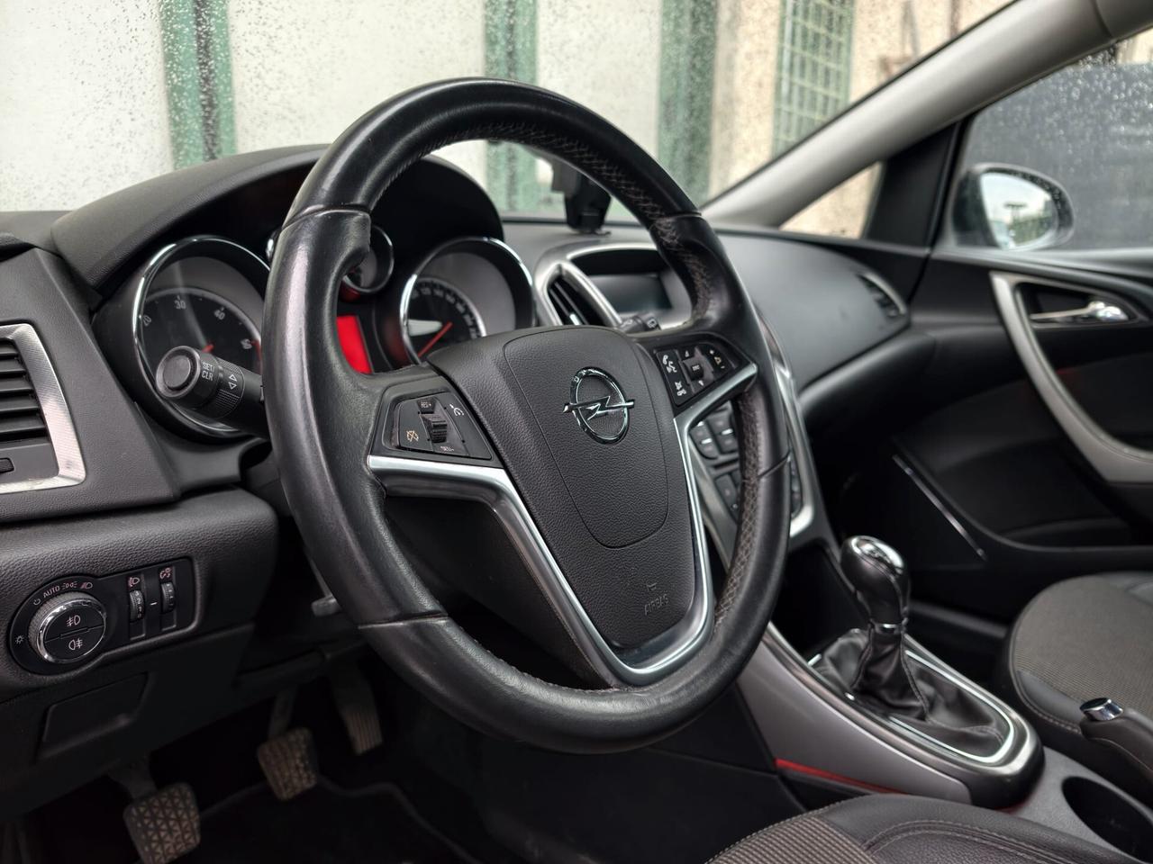 Opel Astra DIESEL COSMO 5 PORTE UNI PROPRIETARIO 2013