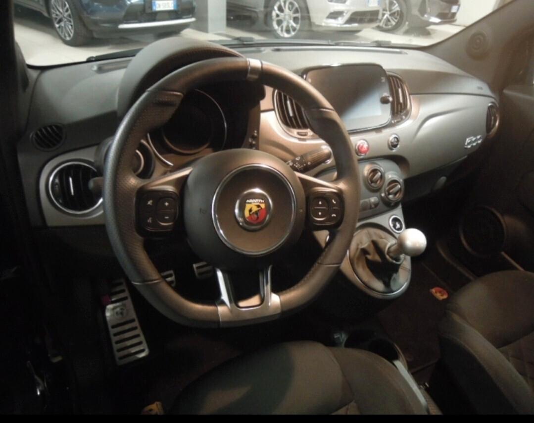 Abarth 595 1.4 Turbo T-Jet 165 CV