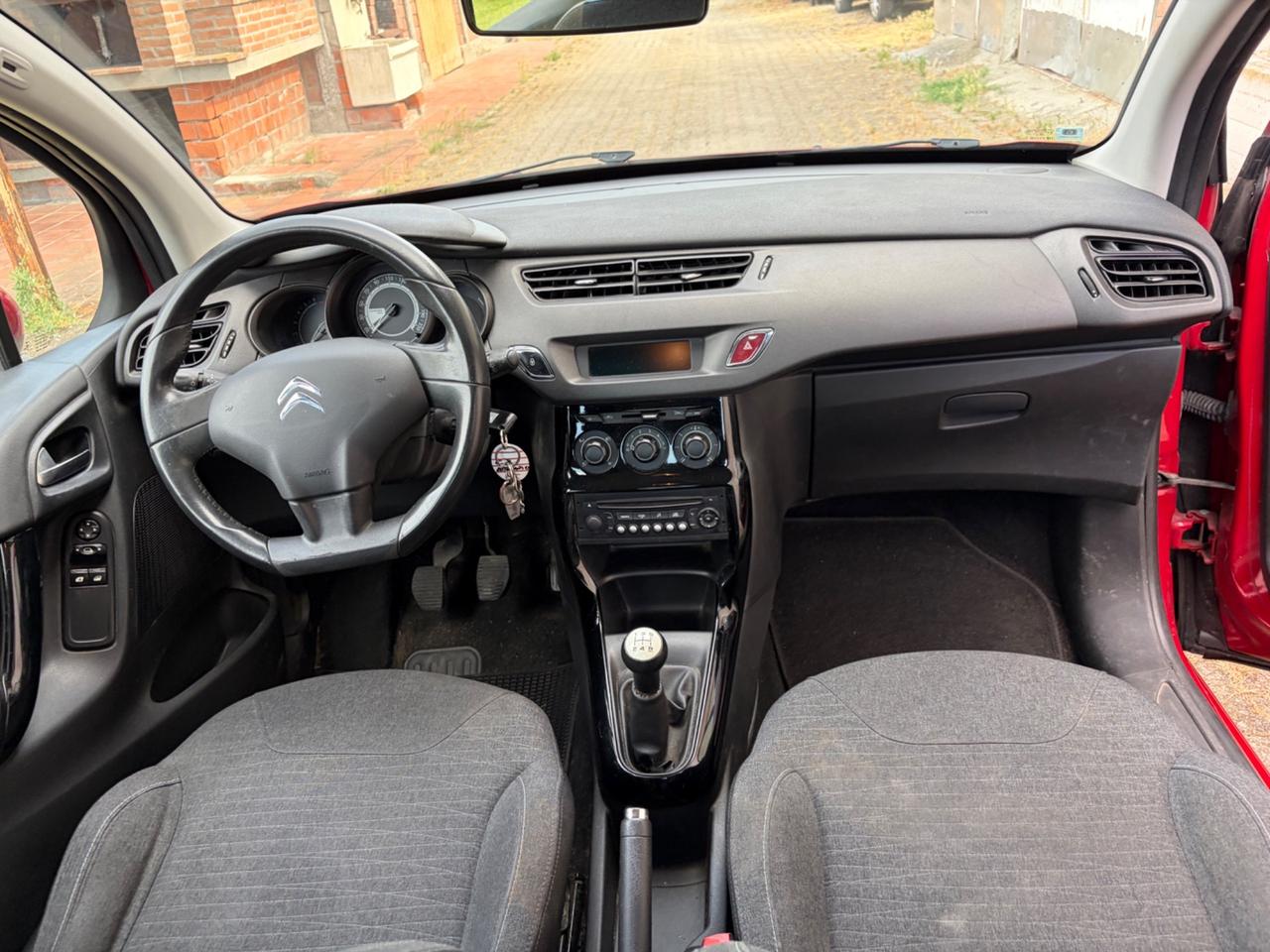 Citroen C3 1.2 BENZINA Exclusive 2015
