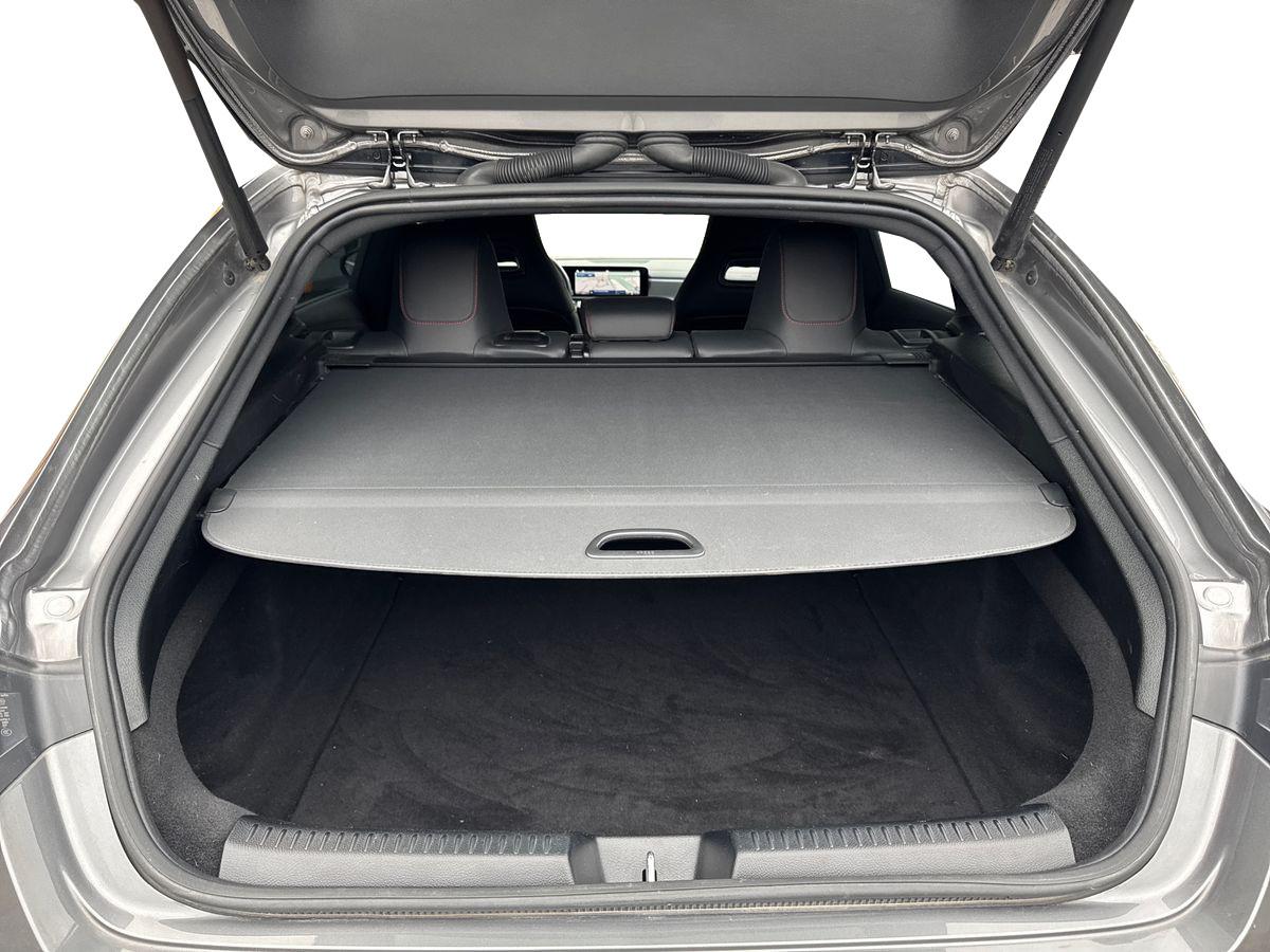 Mercedes-Benz CLA Shooting Brake 200 d AMG Line Advanced Plus auto