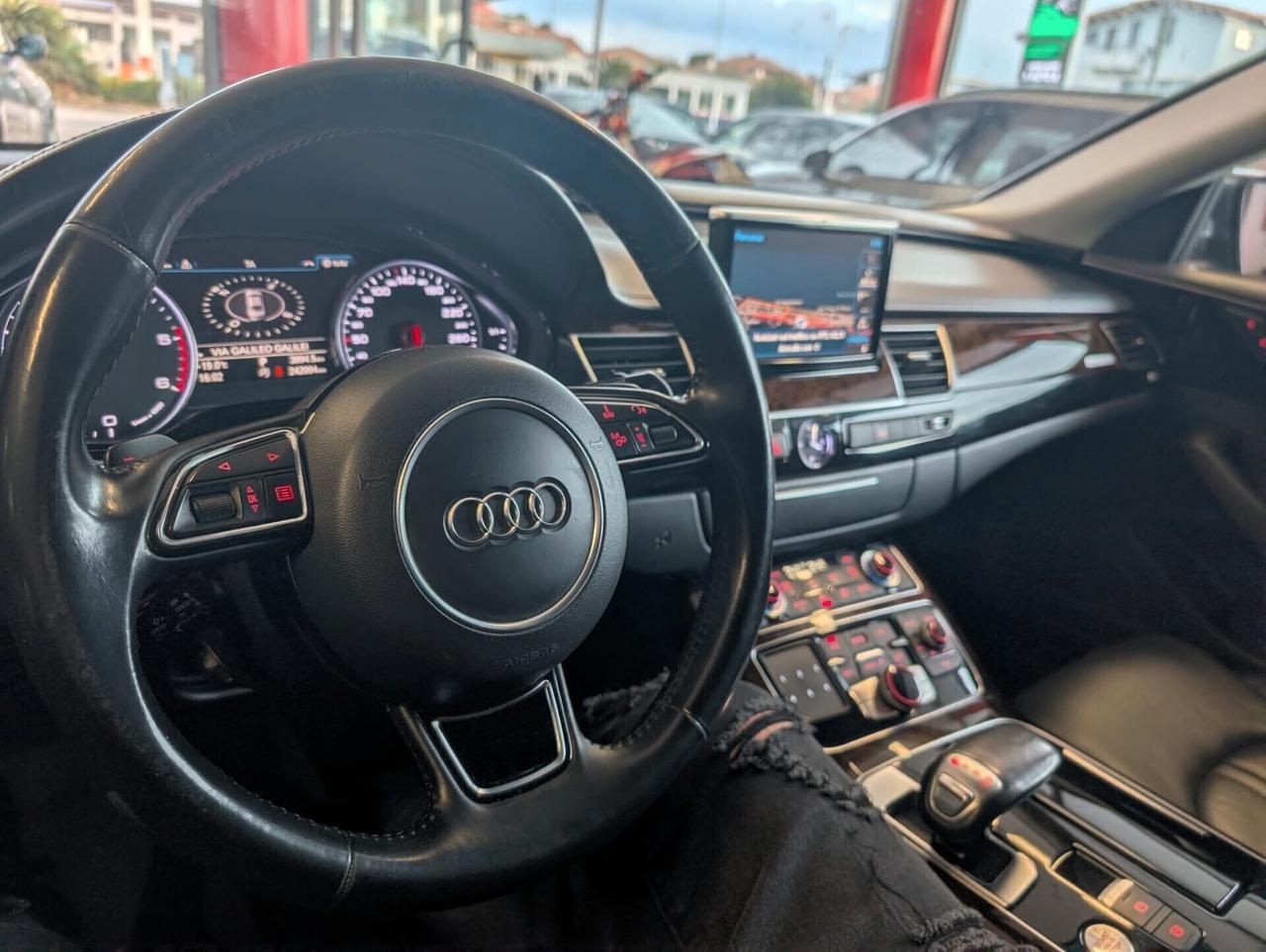 Audi A8 3.0 TDI 262 CV ultra quattro tiptronic