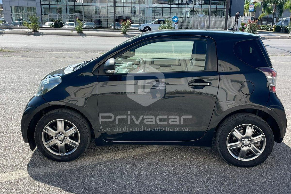TOYOTA iQ 1.0 Sol