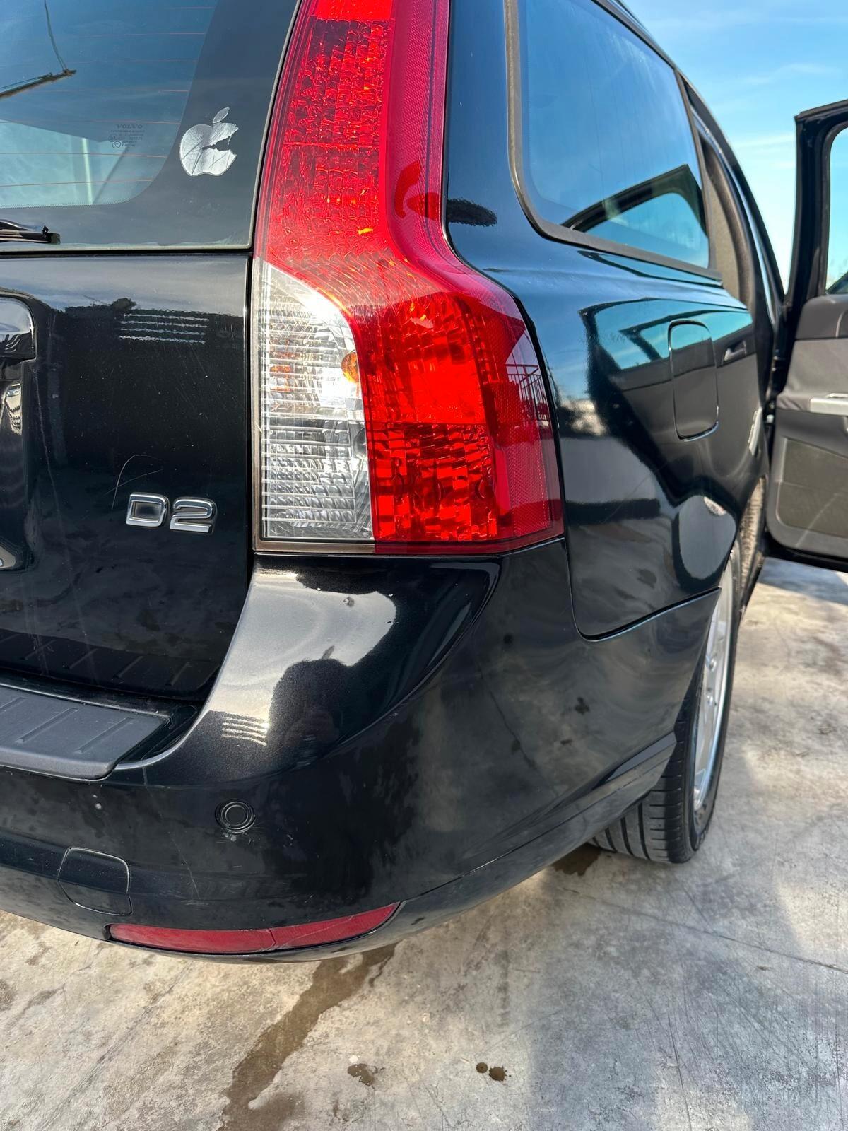 Volvo V50 D2 R-design 1.6 DIESEL 115 CV