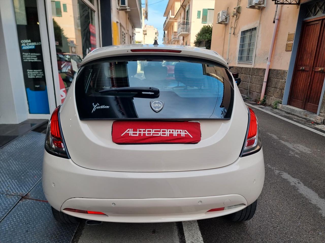 Lancia Ypsilon 1.2 69 CV 5 porte Gold