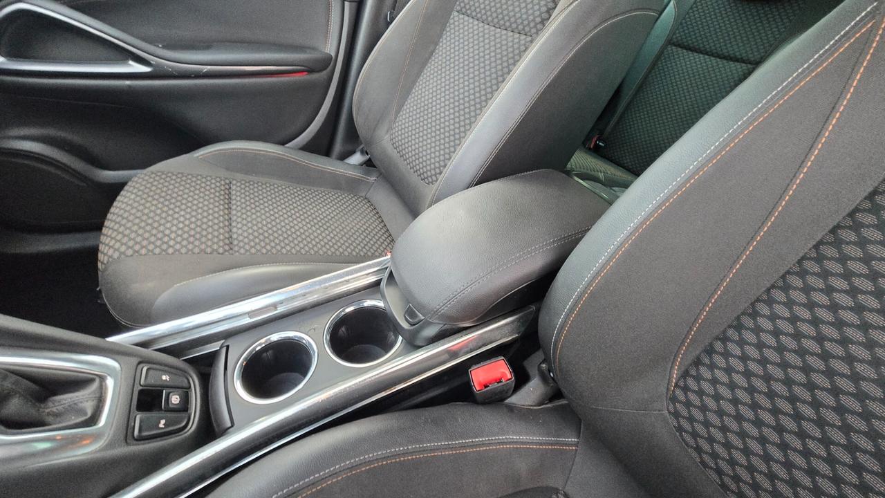 Opel Zafira Tourer 2.0 CDTi 130CV aut. Cosmo